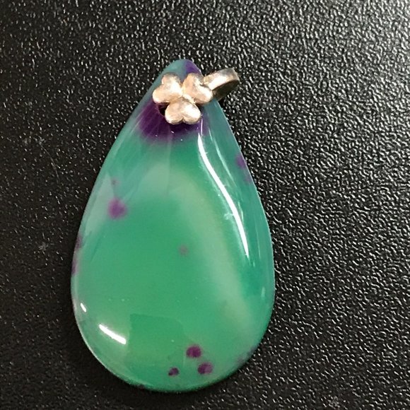 Green Agate Teardrop Pendant - Picture 7 of 7
